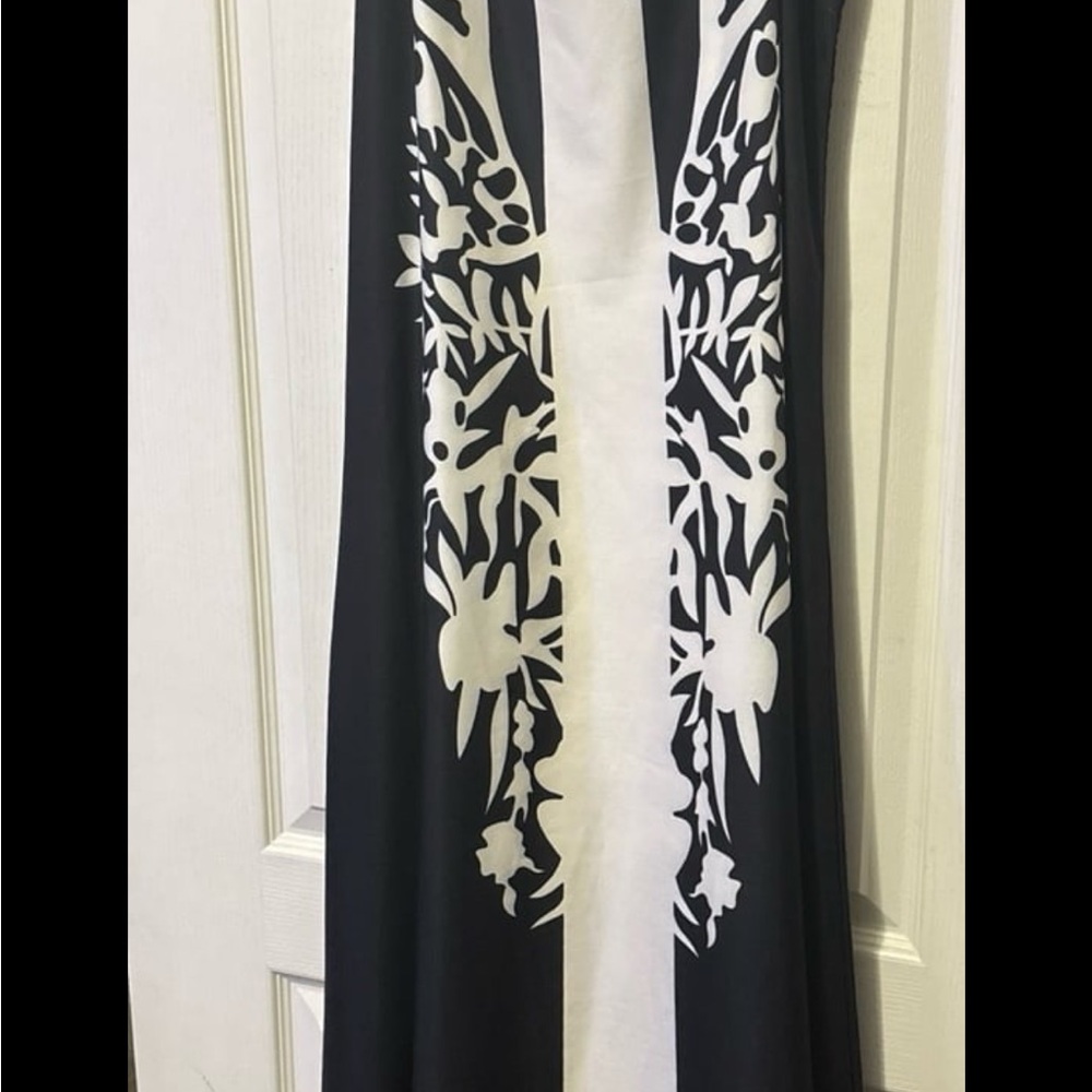 SHEIN Black and White Floral Maxi Dress